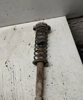 Volvo S40, V40 Rear shock absorber/damper