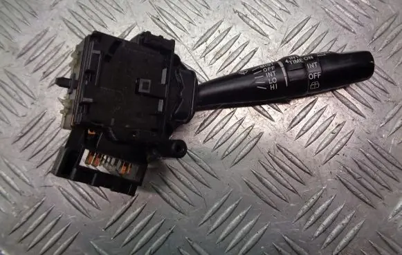 Toyota Avensis Verso Wiper switch 84652-28640