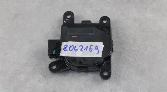 Hyundai i20 (PB PBT) Intake manifold valve actuator/motor 