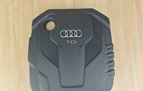 Audi A6 S6 C7 4G Engine cover (trim) 04L103925AL