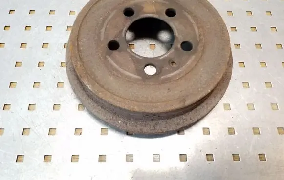 Skoda Fabia Mk1 (6Y) Drum brake (rear) 6Q0609617