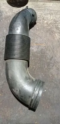 Audi Q7 4L Air intake hose/pipe 7L6129627F