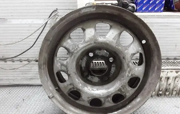 Volkswagen Golf III R14 steel rim 1H0601025P
