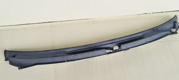 Volvo S40, V40 Wiper trim 30889687