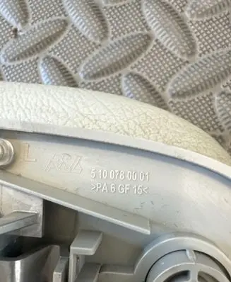 Rear interior roof grab handle