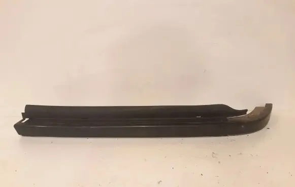 Ford Scorpio Under headlight/headlamp trim 85GG8150