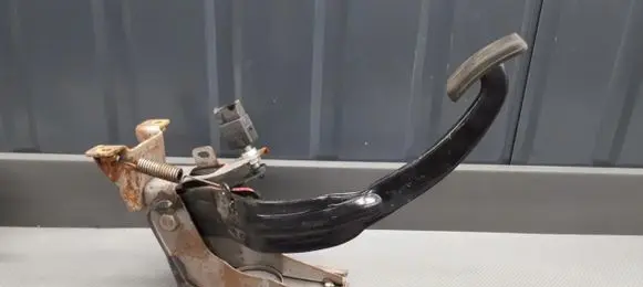 Hyundai Getz Brake pedal 