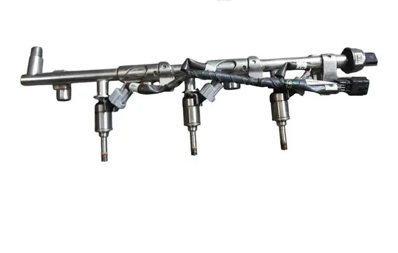 Infiniti Q50 Fuel main line pipe RH180205 0261500235 5CA0A