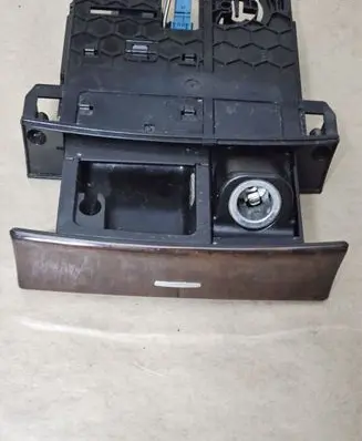 Car ashtray