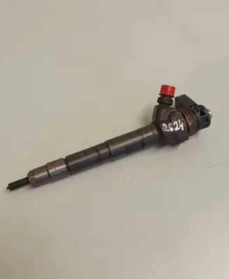 Volkswagen PASSAT B7 Fuel injector 03L130277J 0445110369