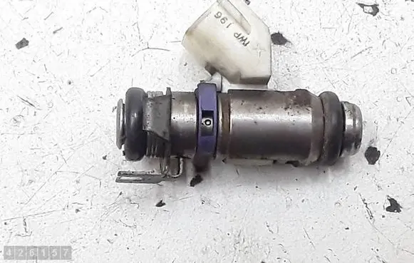 Volkswagen Polo V 6R Fuel injector 036031AH 2122
