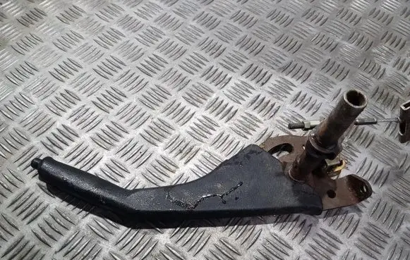 Mitsubishi Galant Handbrake/parking brake lever assembly