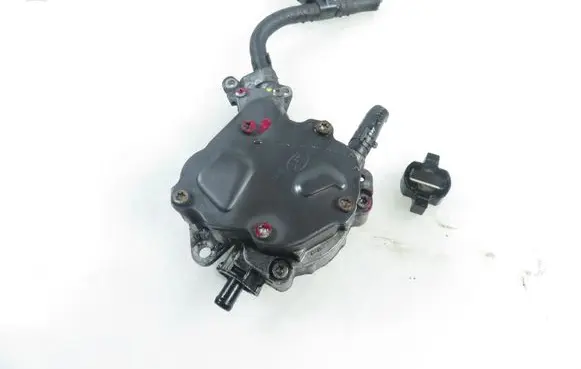 Volkswagen Caddy Vacuum pump 038145209N