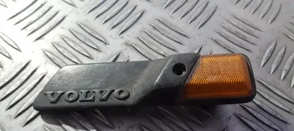 Volvo 460 Front fender indicator light volvo411103 411103