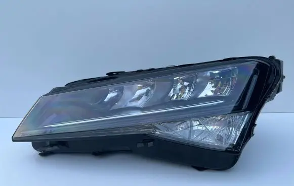 Skoda Superb B8 (3V) Headlight/headlamp 3V2941015C
