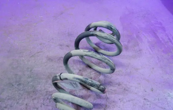 Audi A6 S6 C5 4B Rear coil spring