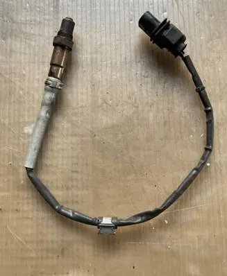 Volkswagen PASSAT CC Lambda probe sensor 06J906262 0258017270