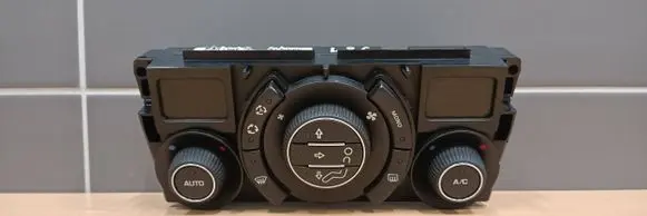 Peugeot 3008 I Climate control unit 400017008 08H0696 LX77C80296