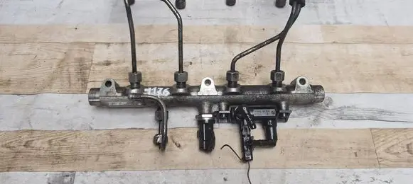 Fuel main line pipe