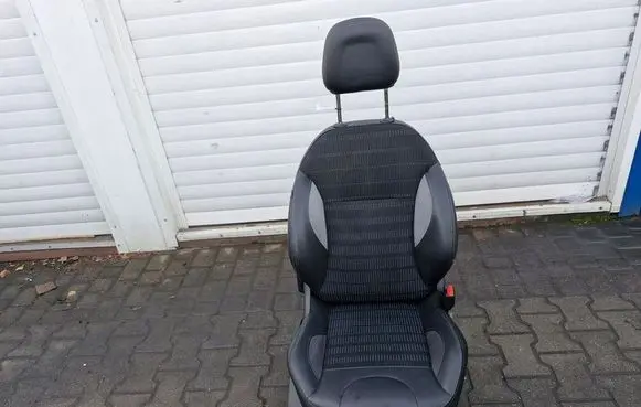 Peugeot 2008 I Front passenger seat 53435353534