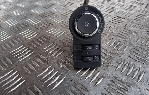 Opel Insignia A Light switch 23197915 3220553