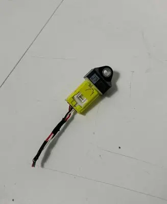Toyota C-HR I Airbag deployment crash/impact sensor 89831F4020
