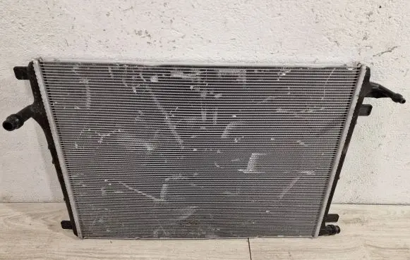 Mercedes-Benz C W206 Coolant radiator A0995009900