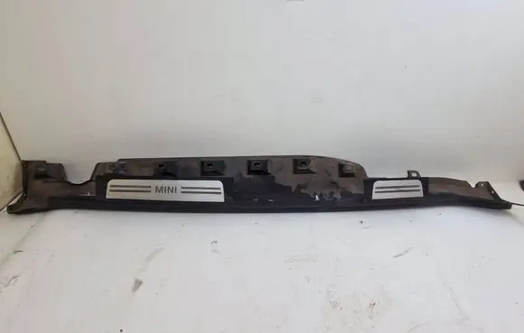Mini Cooper Countryman R60 Sill 9801887