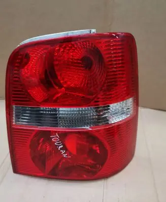 Volkswagen Touran I Rear/tail lights
