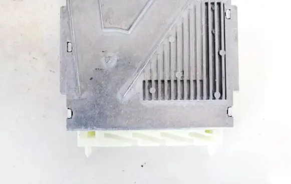 Volvo S60 Engine control unit/module 1t0605a00 p09480761
