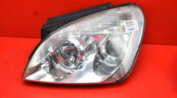 KIA Carens II Headlight/headlamp 92101-1D0