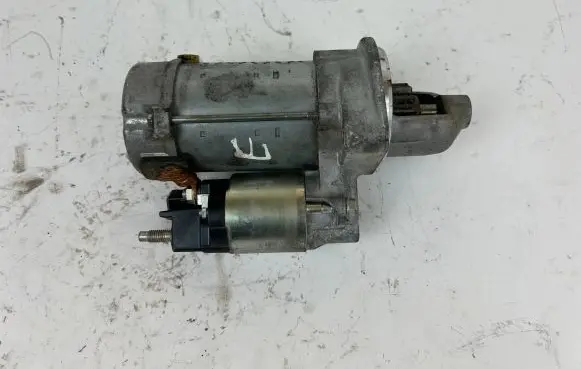 BMW 5 F10 F11 Starter motor 7631558 4280009130