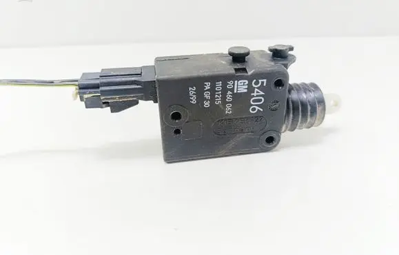 Opel Zafira A Tailgate boot lock/latch motor 90460062