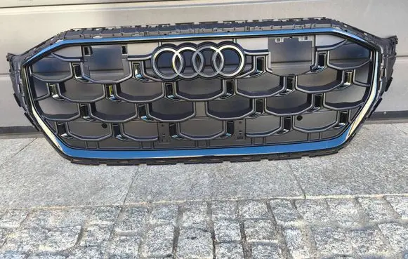 Audi Q8 Front grill 4M8853651BS 4M8853651BR 4M8853651CK