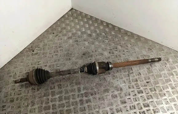 Opel Vivaro Front driveshaft 9806153180