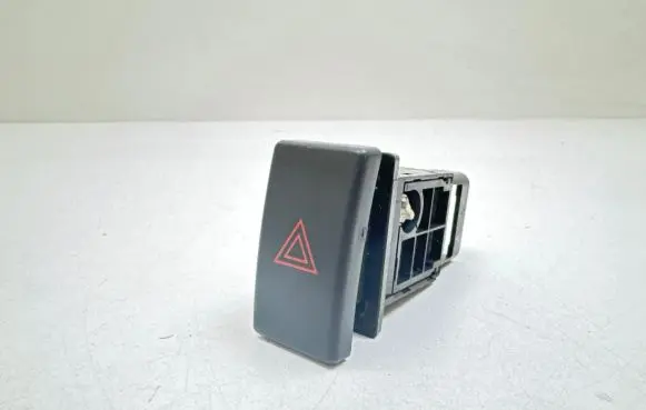 Toyota Avensis T250 Hazard light switch 157963 TR9503 D0T3