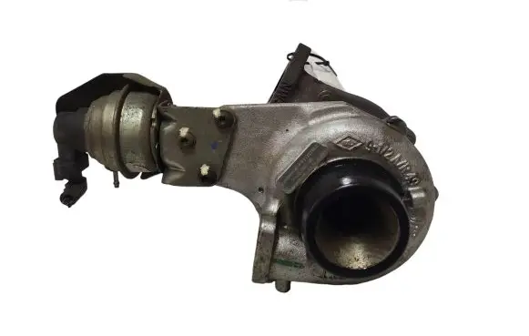 Opel Insignia A Turbo 55570748 7861371