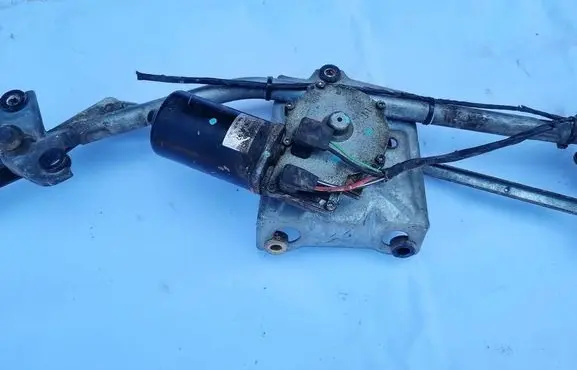 Chrysler Voyager Wiper motor
