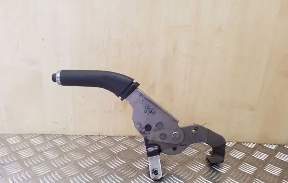 KIA Sorento Handbrake/parking brake lever assembly