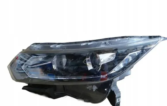 Nissan Qashqai Headlight/headlamp 10019009