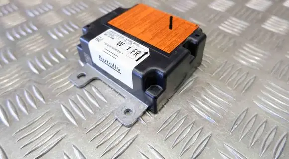 Nissan Qashqai Airbag control unit/module 988204EH0B