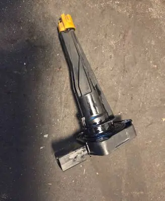 BMW 5 G30 G31 G38 Oil level sensor 8638755 6PR01049717 12037322