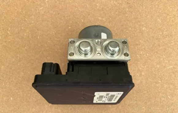 Mercedes-Benz C W205 ABS Pump A2059007245