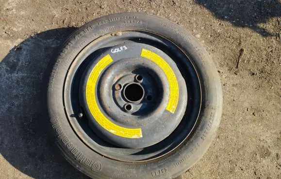 Volkswagen Golf III R15 spare wheel 535601025A