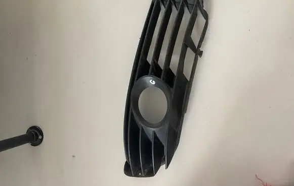 BMW X5 F15 ACC Distronic radar sensor grill/trim 
