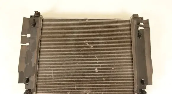 Volkswagen Routan Coolant radiator 04677755AE