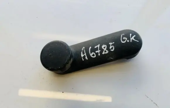 Opel Corsa B Front door window winding handle 90247150 90224834