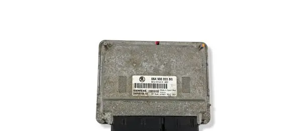 Skoda Octavia Mk1 (1U) Engine control unit/module 06A906033BG 5WP4015604