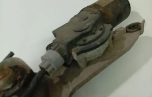 Mitsubishi Colt Wiper motor MN145985