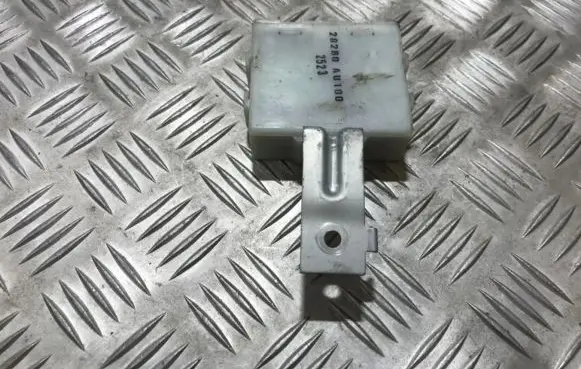 Nissan Primera Other control units/modules 28260au100 2523